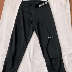 Nike 3/4 leggings!